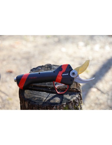 Ηλεκτρικό ψαλίδι κλαδέματος INFACO... Ηλεκτρικό ψαλίδι κλαδέματος INFACO...